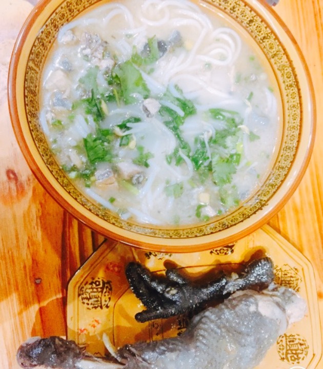 云南·卤味土鸡米线(大理总店)