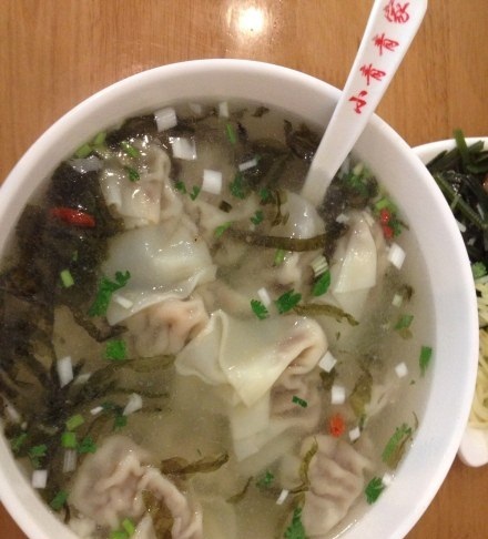 小青青家馄饨馆(瞿塘峡路店)