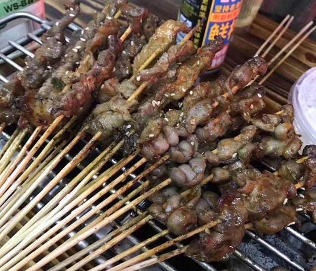 正宗小老弟三門牛肉串