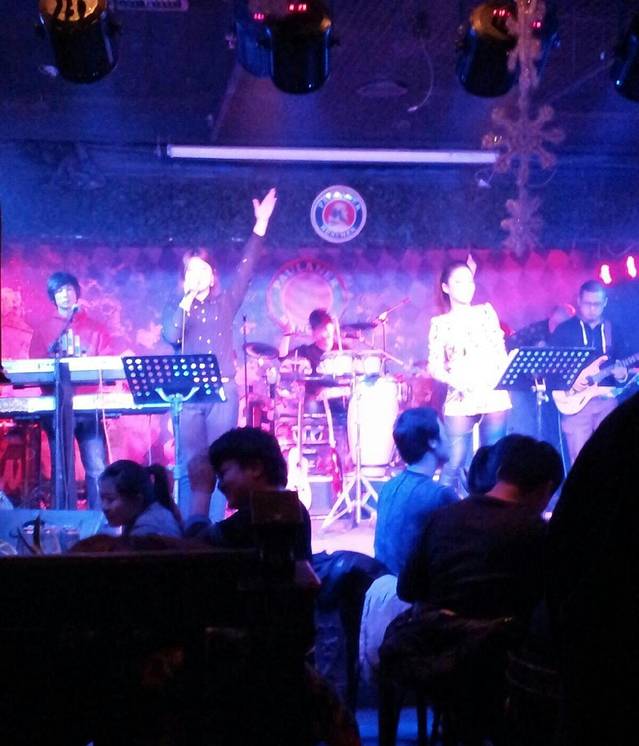 宝莱纳里仕满西餐酒吧