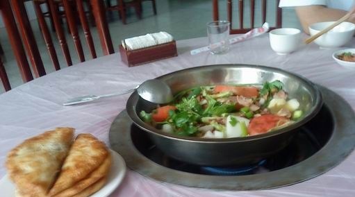 易老七跷脚牛肉