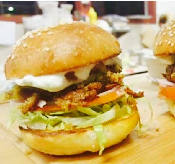 Cody's Cafe Manor Lakes