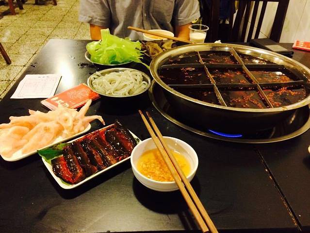 邓莽子老火锅(鲁祖庙店)