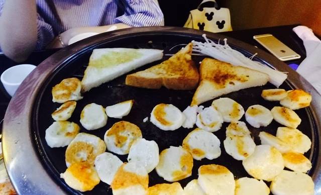 真牛碳火烤肉(利民东路店)