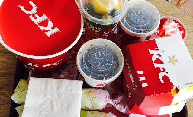 肯德基(大学路DT店)