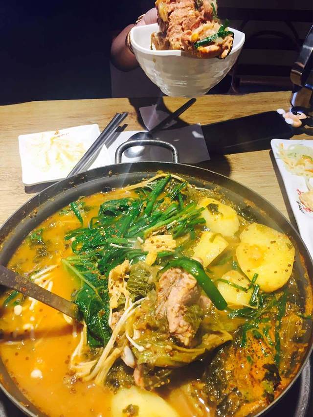 方新村一品大锅盖(绿波店)