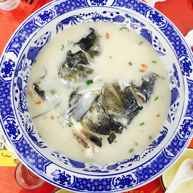 山水丰味·招牌鱼头鱼宴·传承农家菜(千岛湖天屿店)