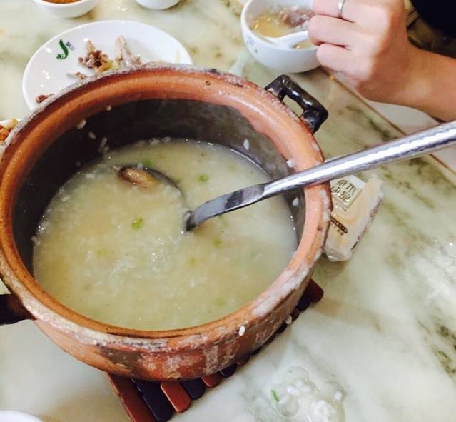 阿雄潮州沙煲粥(海滨大道中店)