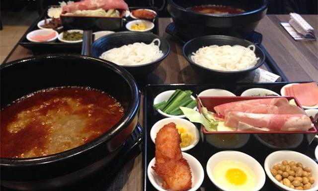 阿香米线(李家村万达店)