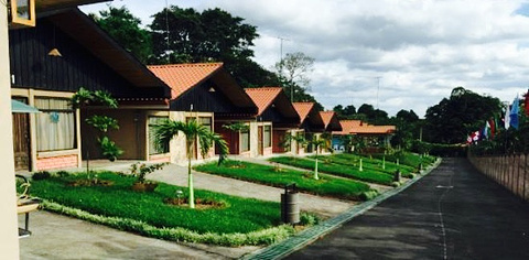 Los Ranchos Centro Turistico