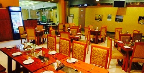 Al Thandoor Restaurant