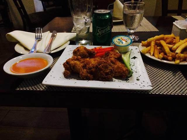 Marina's Bar & Grill