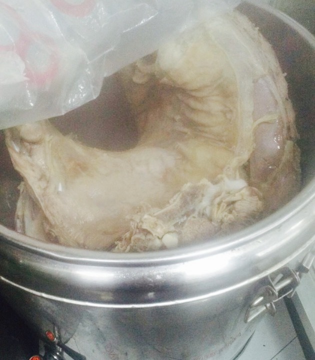 妥穆洒东乡手抓美食