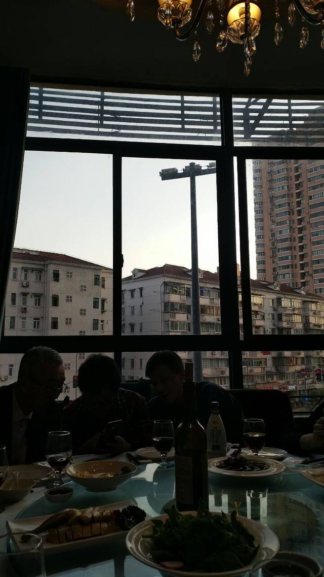 谷谷鸡海鲜(凉城店)