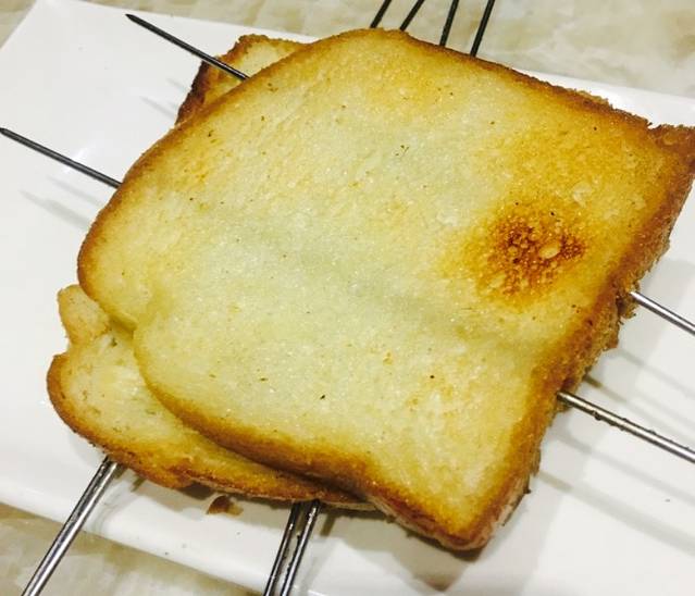 小高烧烤(集贸街店)