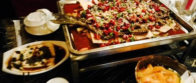 淮河岸边烤全鱼(学院路店)