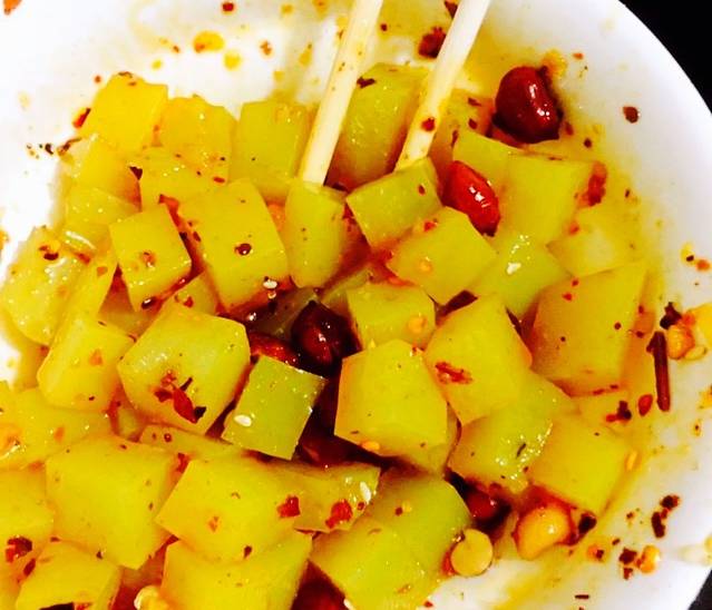 老号凉粉胖哥串串