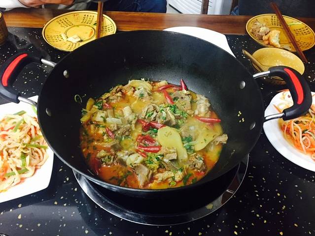 大漠留香烧烤餐厅