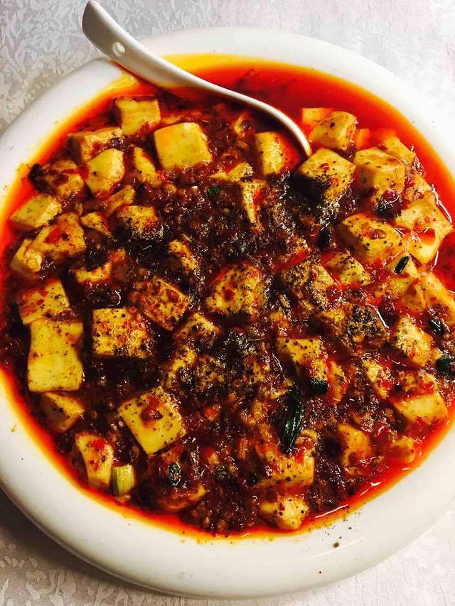 沸炉重庆老火锅(军事博物馆店)