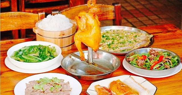 西岸餐饮(沃尔玛总店)