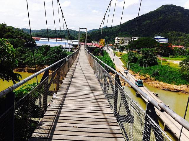 Tamparuli Suspension Bridge