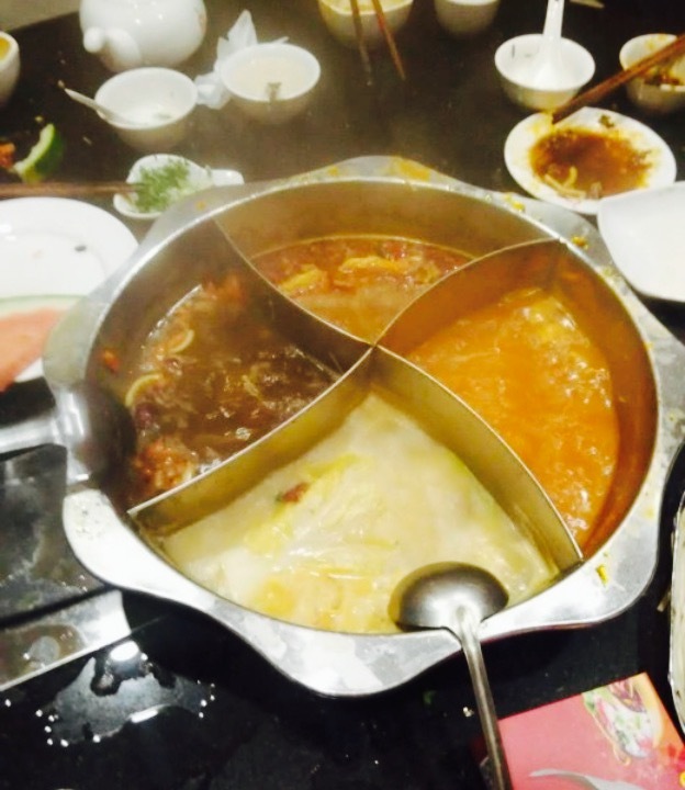 重庆小天鹅火锅(工农东街店)