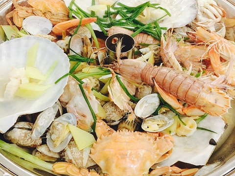 近水楼台海鲜馆