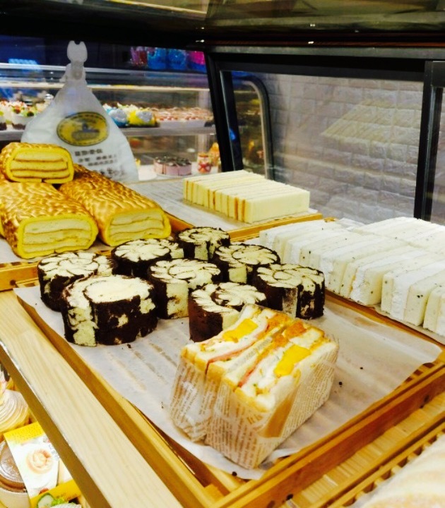 爱心烘焙(新华路店)