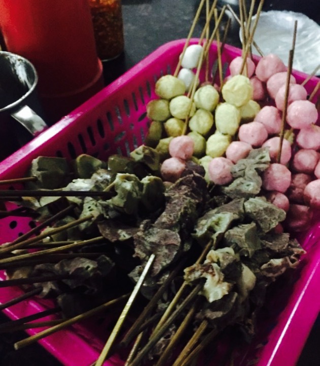 乐陶居肥姨牛杂(延安路店)