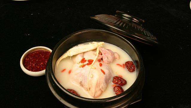 高寿参鸡汤(七七街店)