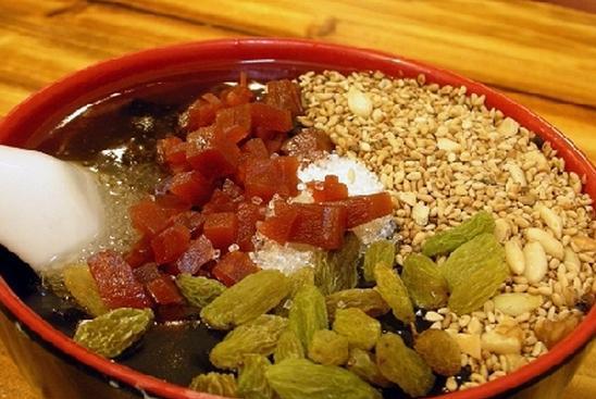 八宝斋烟酒商行(万福园店)