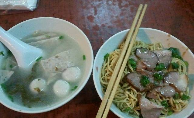 爱西干面(小公园总店)