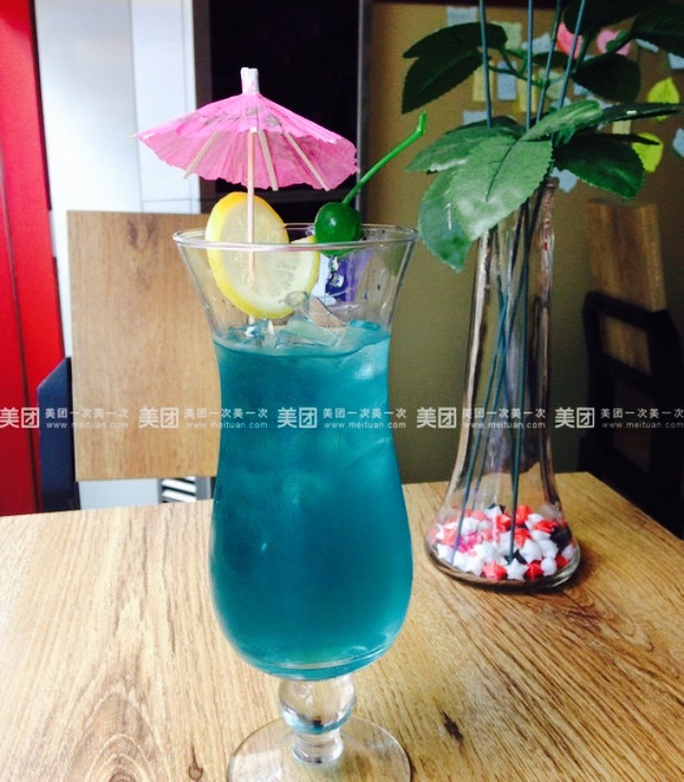 季念日小天使艺术生日蛋糕(龙山店)