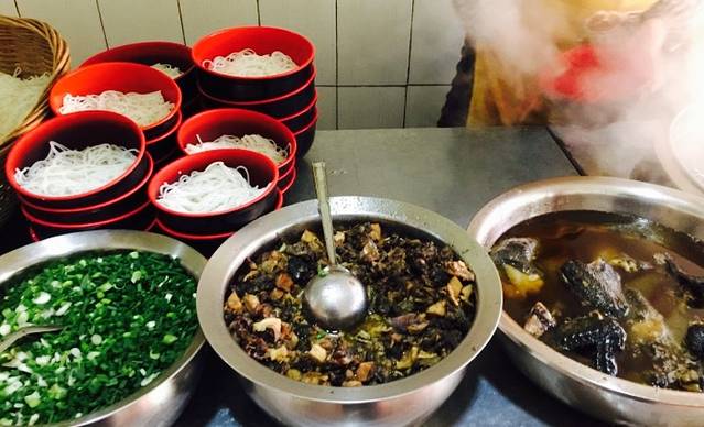 沈家土鸡米线店(龙潭广场店)