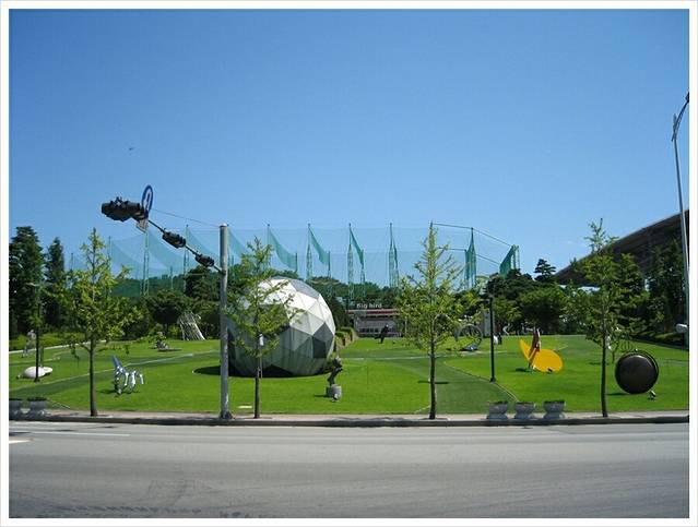 水原世界杯体育场