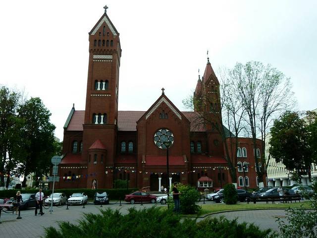 圣徒西蒙和海伦教堂