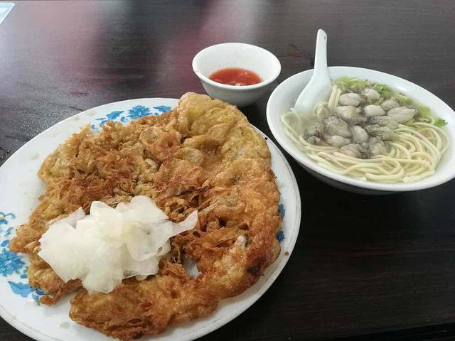 建国蚵煎蚵面