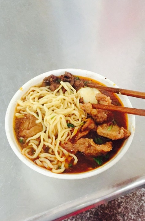 金秋特色面馆(铜庄店)