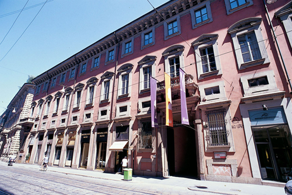 波尔迪·佩佐利美术馆