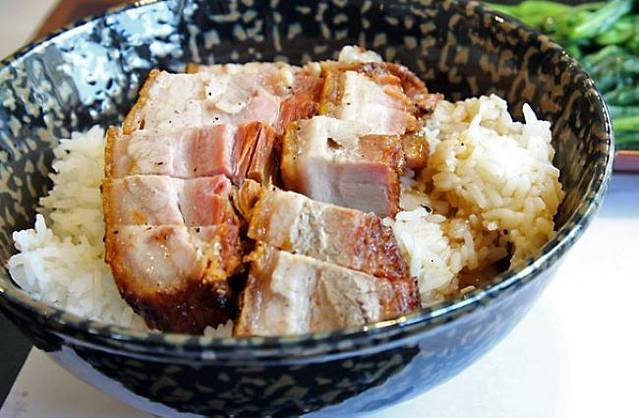 新八佰伴美食广场