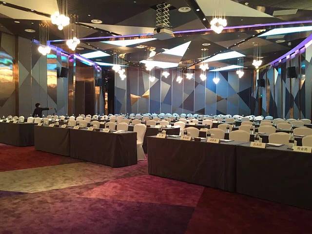 南京禄口机场铂尔曼酒店餐饮部