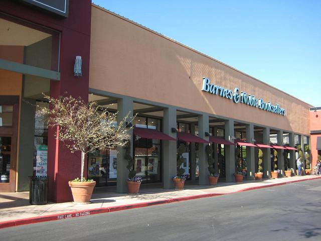 Sports Basement运动品商店