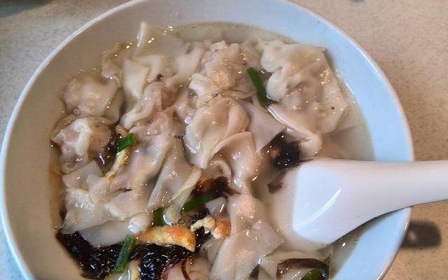 弄堂小馄饨食府