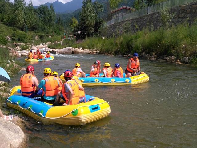 双溪大峡谷漂流