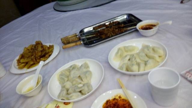 老边饺子馆(塔柏路店)