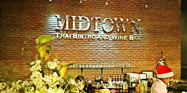 MIDTOWN Thai