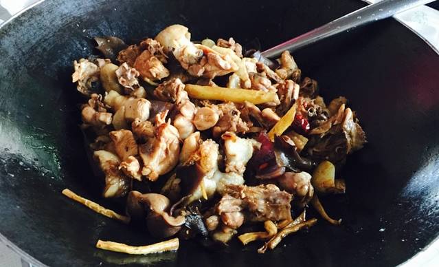 南丽湖湖畔啤酒鸡