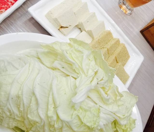 跃华春火锅烤肉城(大厂县夏垫店)