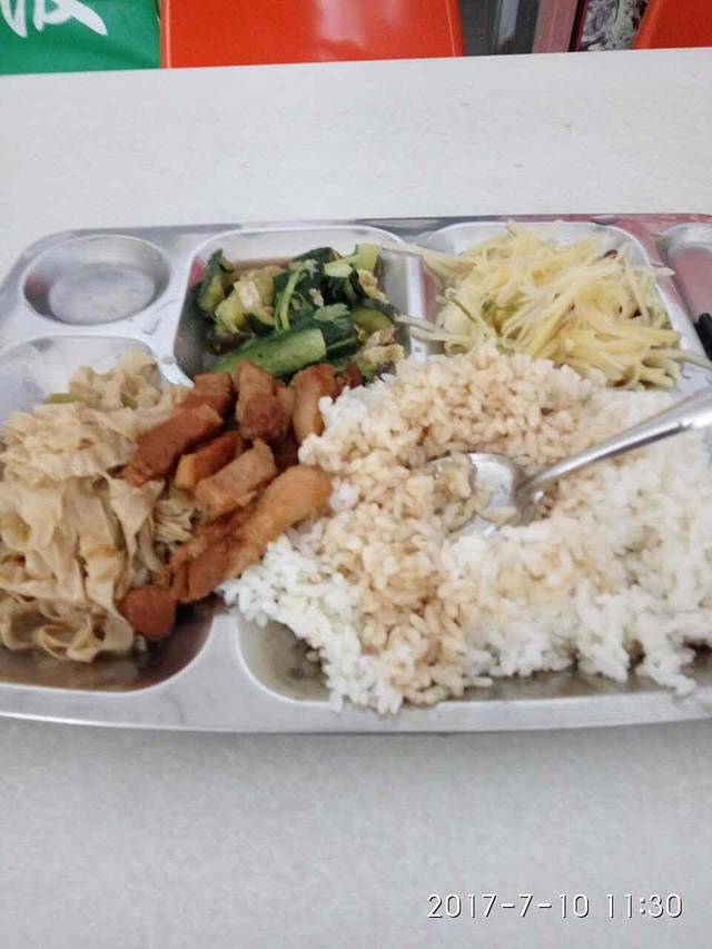 好宜鲜盒饭(罗六路店)