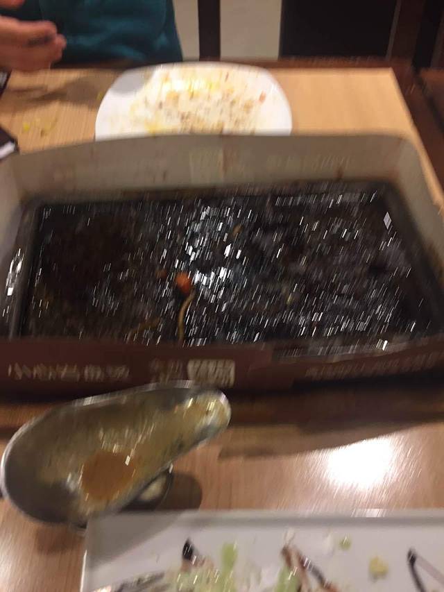 必胜客(龙江店)